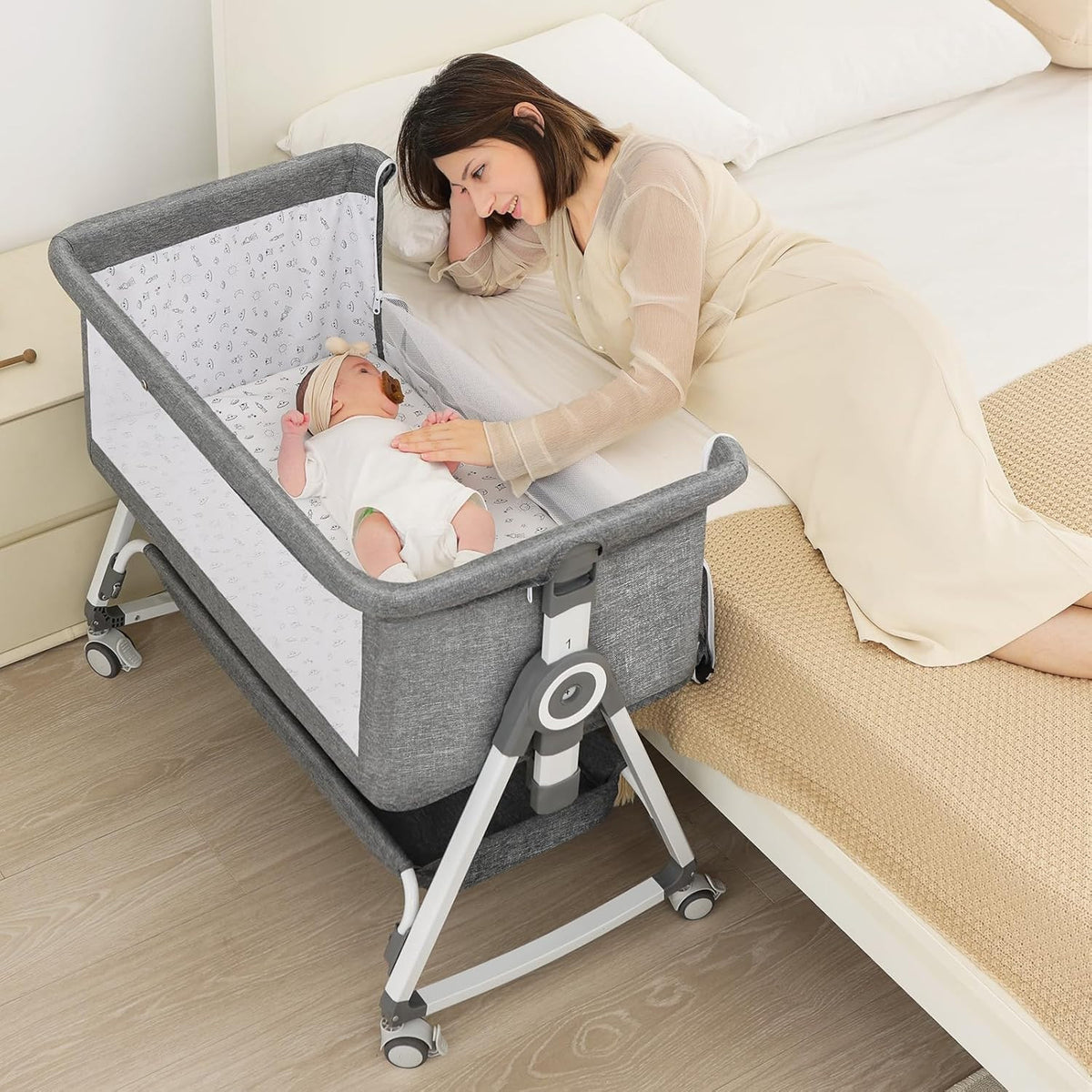 4-in-1 Baby Bassinet Bedside Sleeper